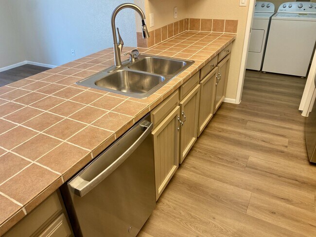 Building Photo - 3137 W Campo Bello Dr