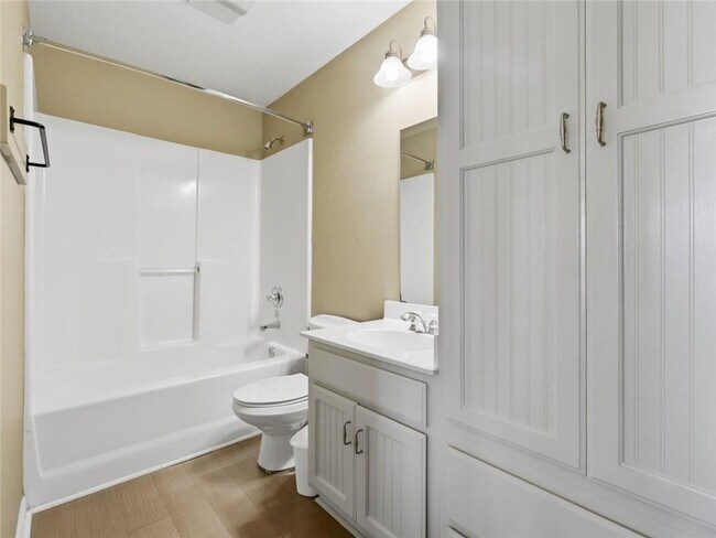 Building Photo - 150 Apple Seed Ct