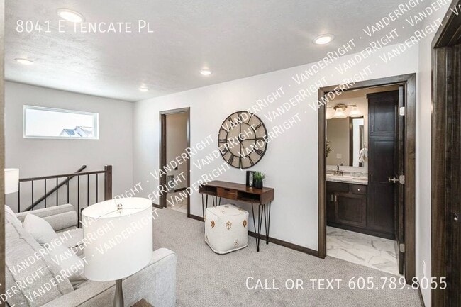 Building Photo - 8041 E Tencate Pl