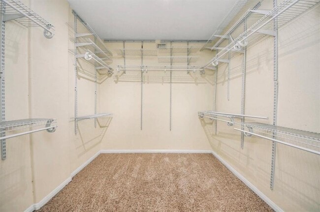 Building Photo - 6902 Sterling Meadow Dr