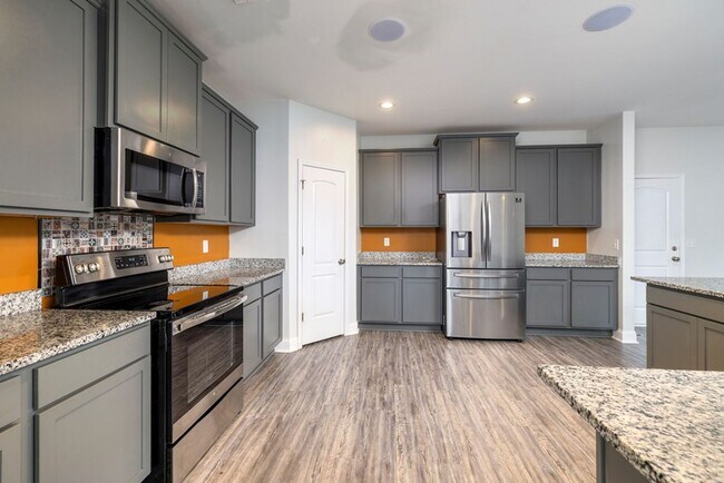 Building Photo - Beautiful home in popular Heritage Bay - F...