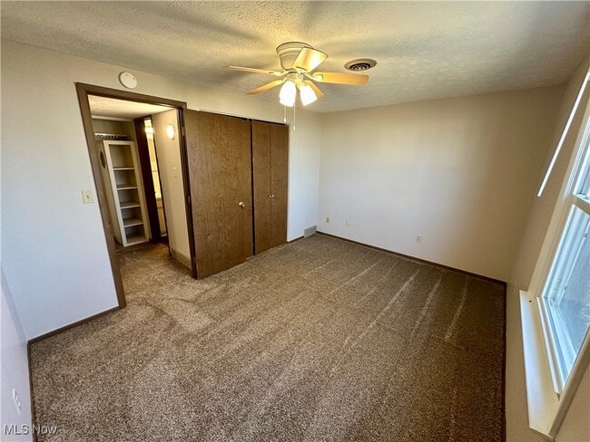 Building Photo - 4780 Pin Oak Dr