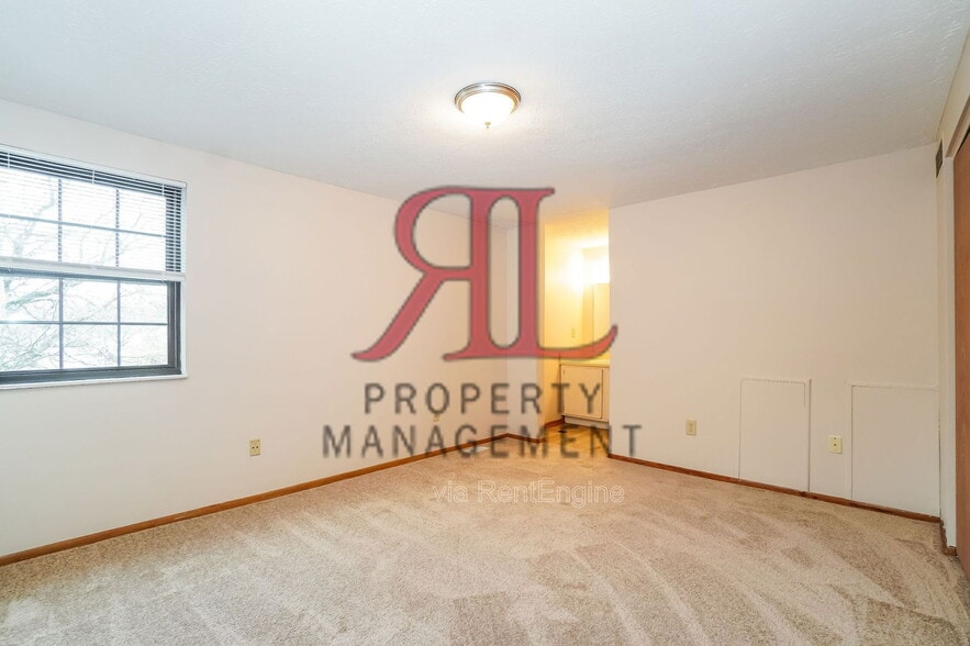 Building Photo - 320 Crosswind Dr