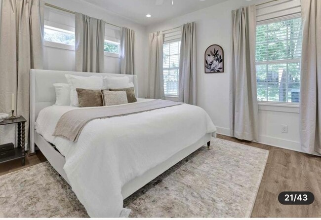 Building Photo - 1505 36th St N