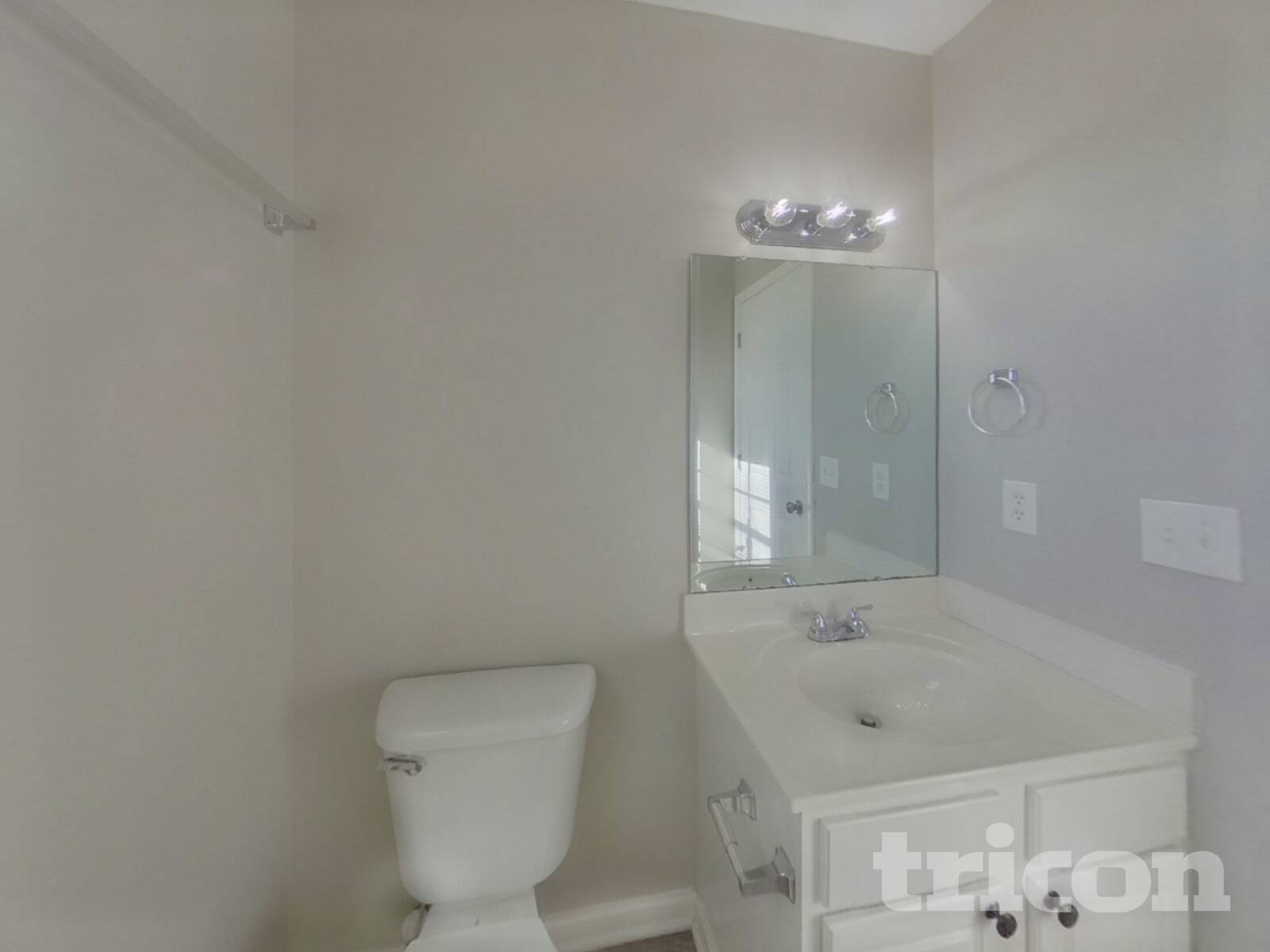 Building Photo - 204 Fox Grove Cir