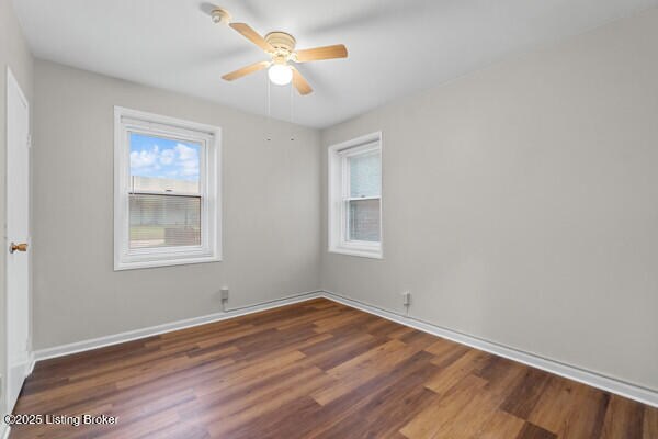 Building Photo - 1704 De Soto Terrace