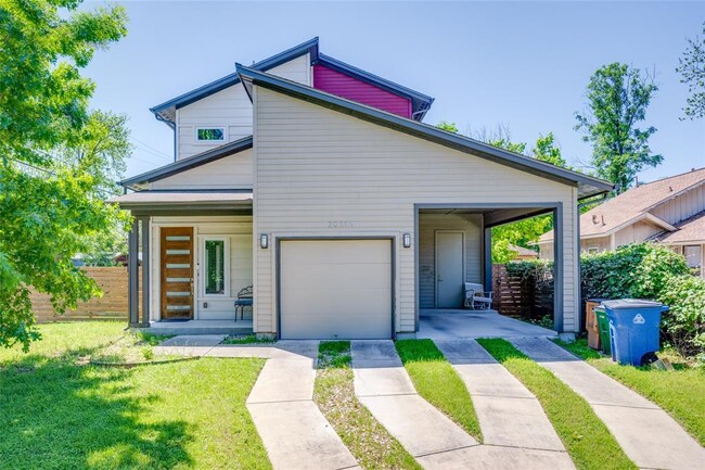 Primary Photo - 2921 Prado St