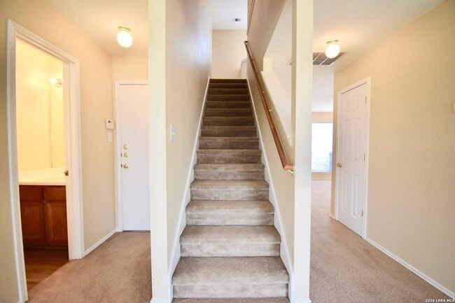 Building Photo - 10527 Cub Haven
