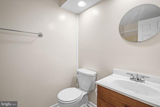 Building Photo - 3305 Cheverly Ct