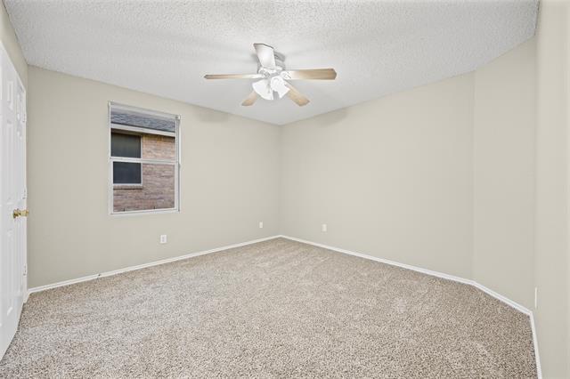 Building Photo - 8409 Redheart St