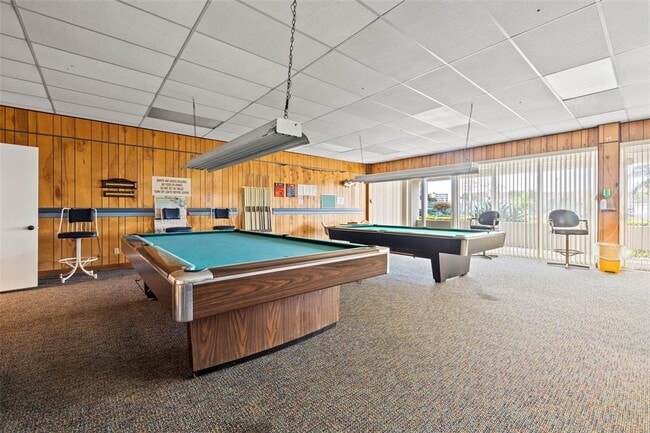Building Photo - 7540 Bay Island Dr S