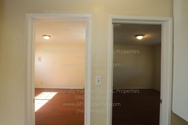 Building Photo - 830 E Anaheim St