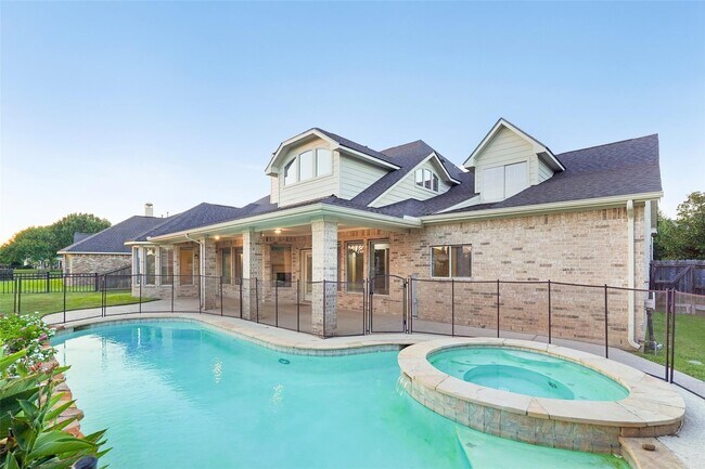 Building Photo - 6915 Monarch Lake Ln