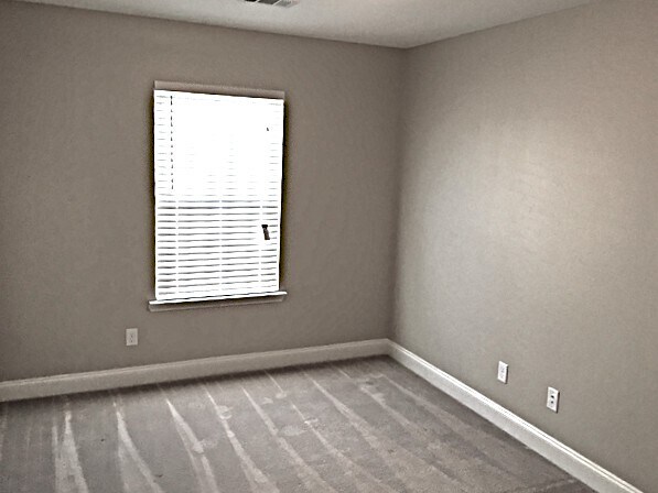 Building Photo - 306 Crabapple Cir