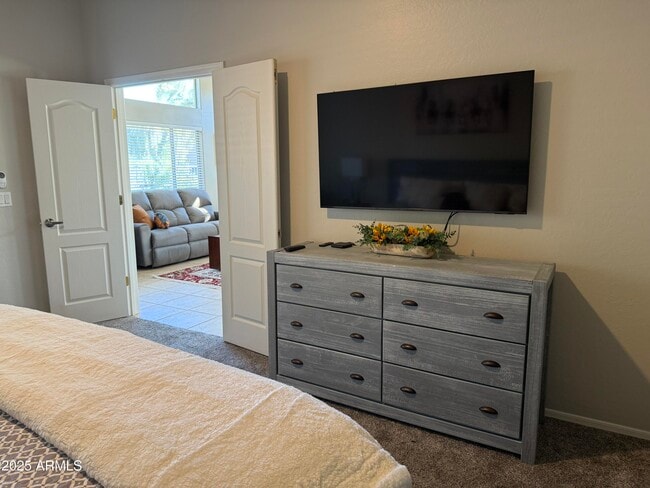 Building Photo - 9065 E Gary Rd