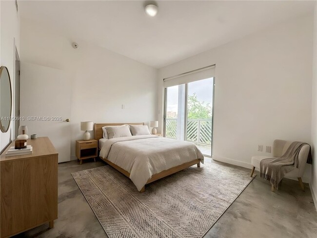 Building Photo - 771 NW 1st St