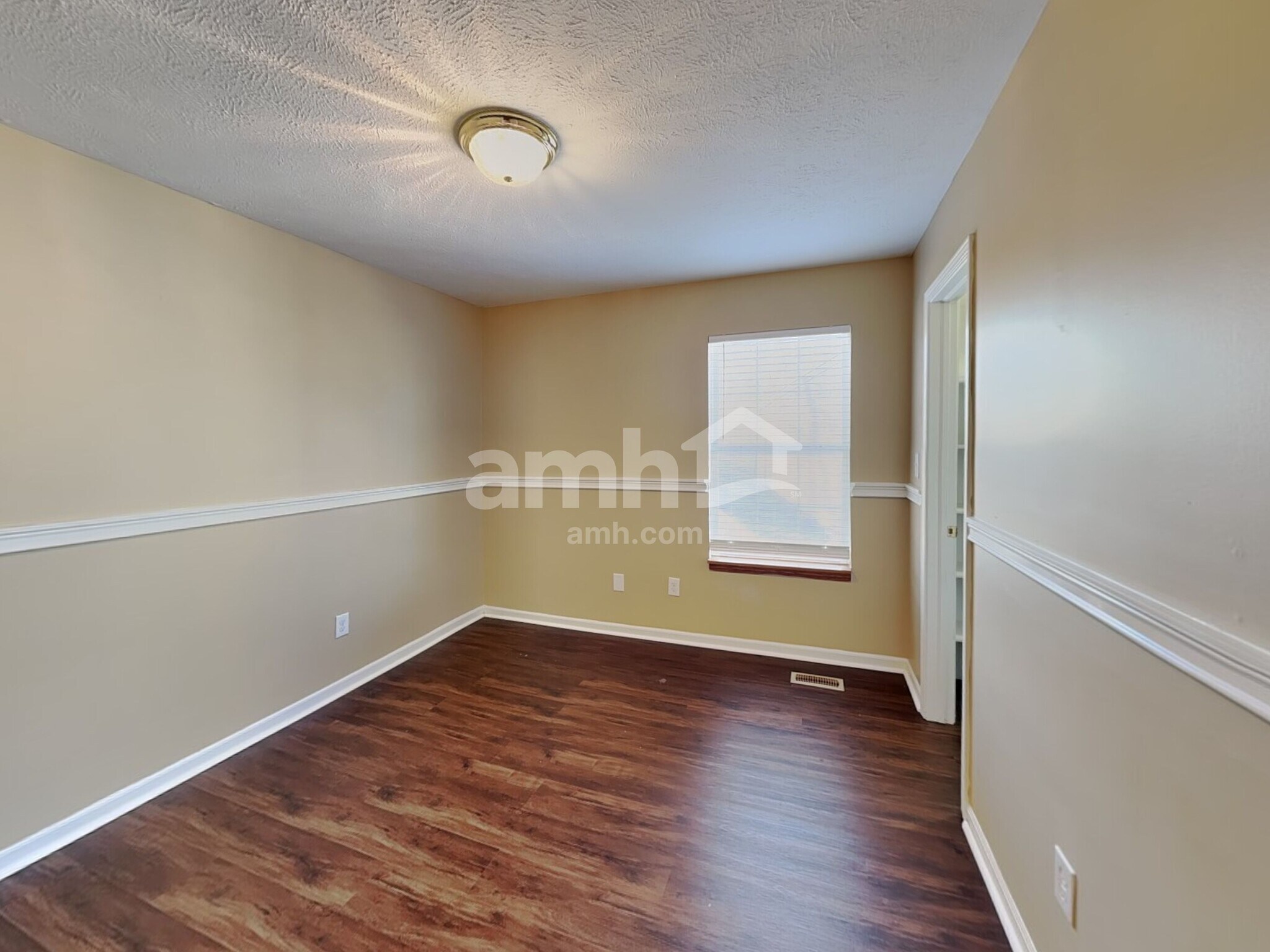 Building Photo - 6739 Dorchester Dr