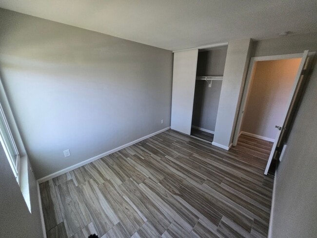 Building Photo - 3454 Castle Glen Dr