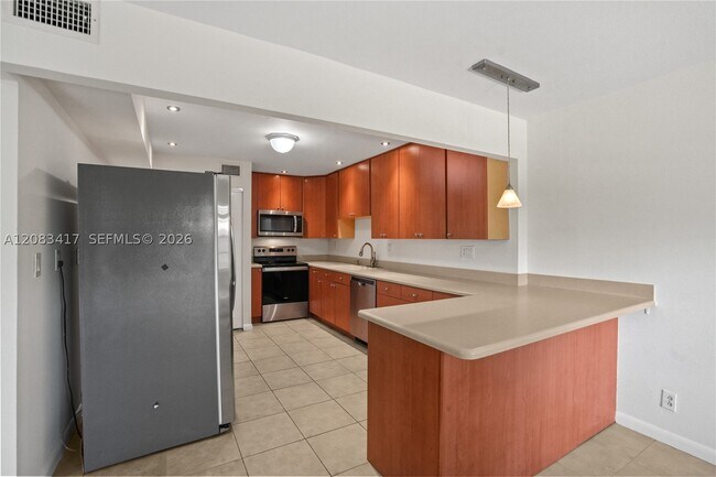 Building Photo - 1749 SW 81st Ln