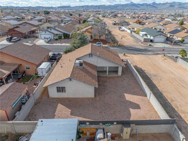 Building Photo - 3422 Cypress St