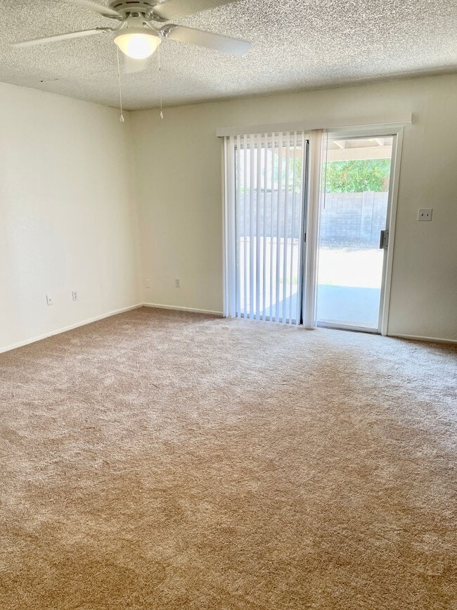 Building Photo - Gilbert & Southern 3 Bed/2 Bath Home In Mesa!