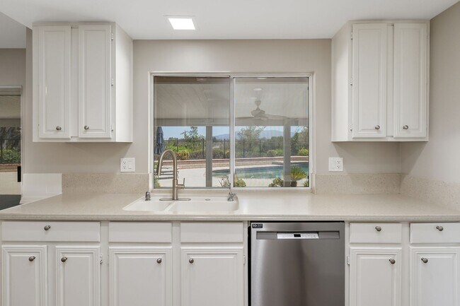 Building Photo - 42994 Agena St