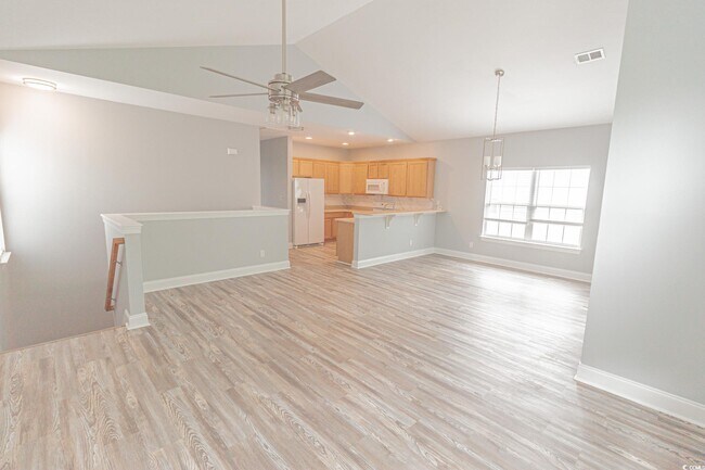 Building Photo - 1309 Painted Tree Ln