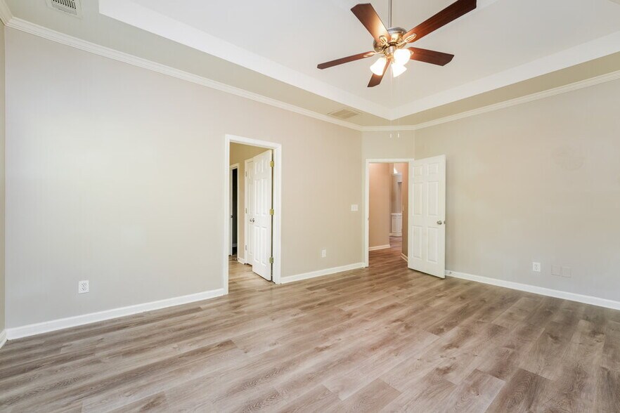 Building Photo - 65 Stephanie Ln