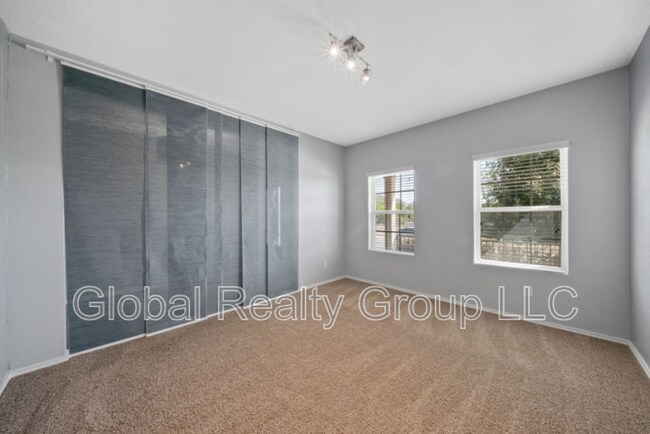 Building Photo - 14527 Running Wolf
