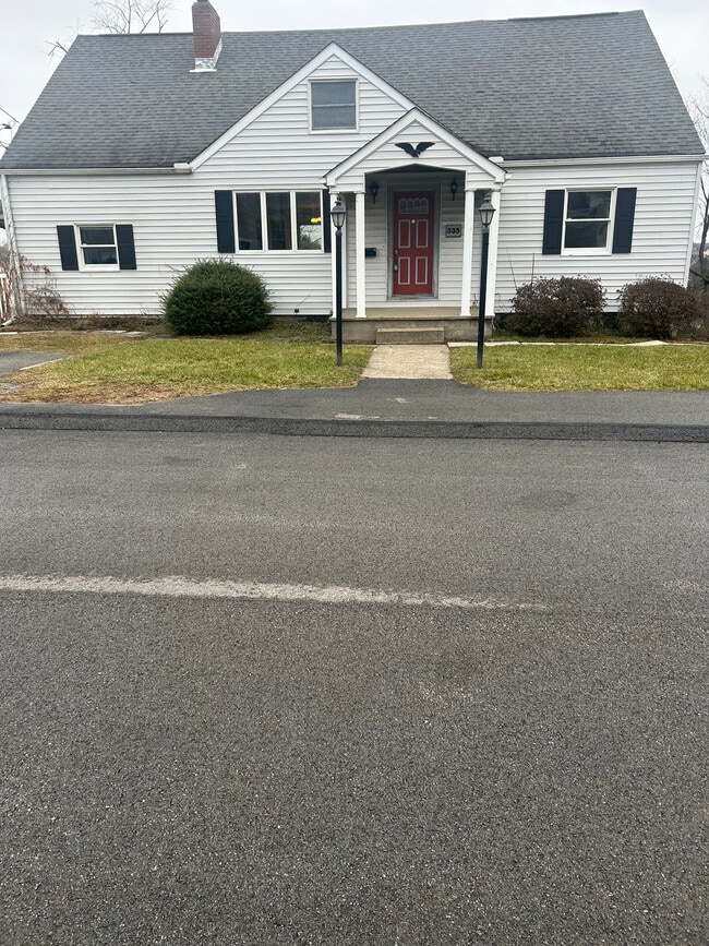 Building Photo - 335 S Lincoln Ave