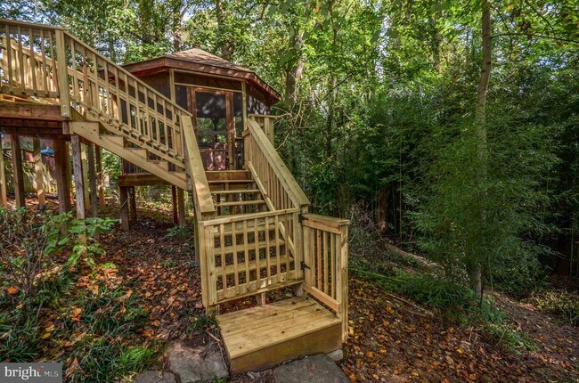 Building Photo - 7212 Grubby Thicket Way