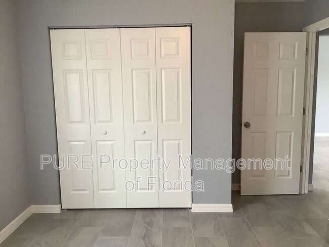 Building Photo - 2629 SW 175 Loop