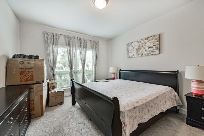 Building Photo - 27208 Starry Oaks Dr