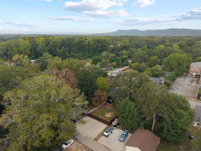 Building Photo - McCullough Heights