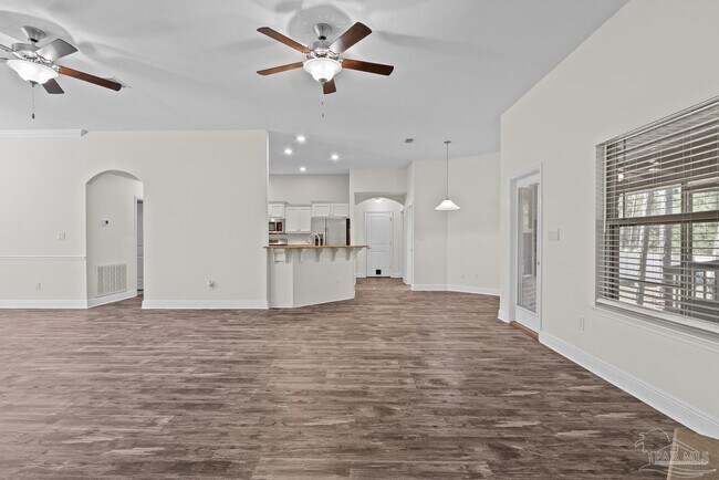 Building Photo - 5810 Red Cedar St
