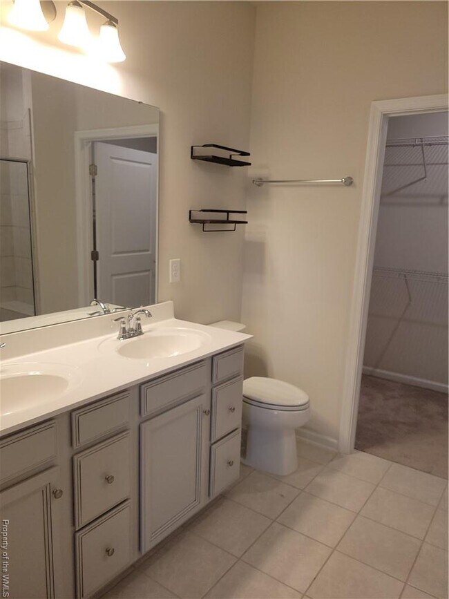 Building Photo - 3419 Foxglove Dr