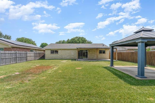 Building Photo - 2223 Lockwood Dr