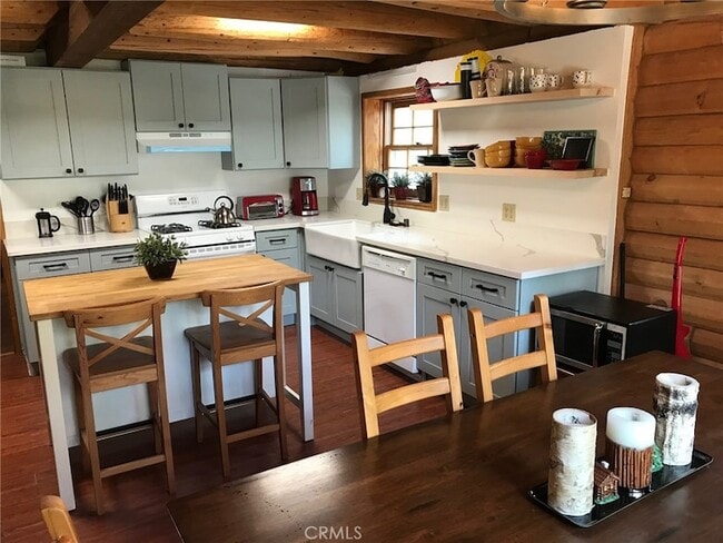 Building Photo - 1709 Bernina Dr