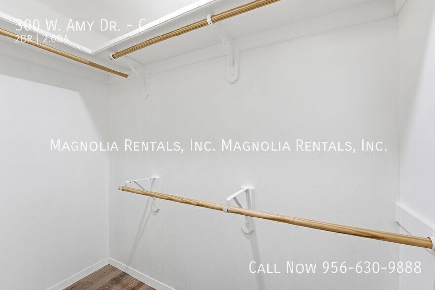 Building Photo - 300 W Amy Dr