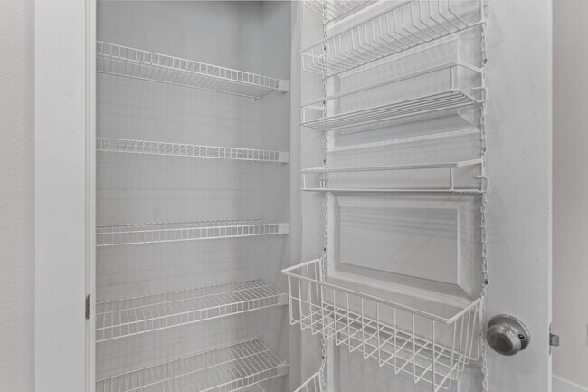 Building Photo - 9483 Nature Crk Cir