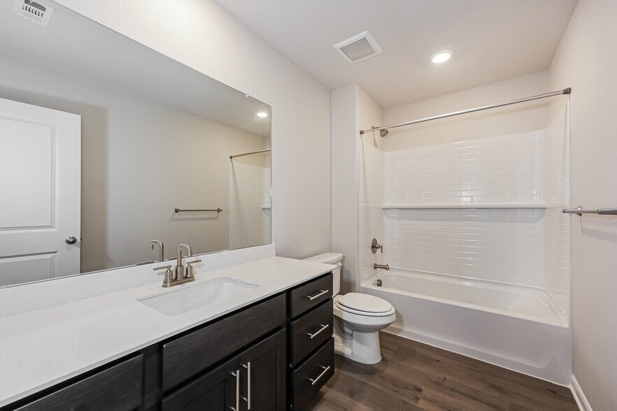 Building Photo - 1442 Reiner Dr