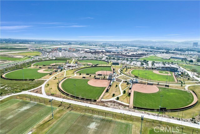Building Photo - 112 Chantilly