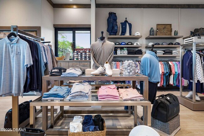 Building Photo - 4 Jasmine Run