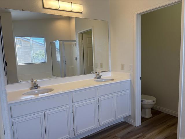 Building Photo - 367 Rimhurst Ct