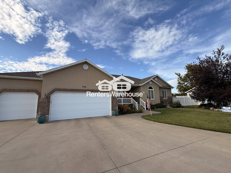 Primary Photo - 1156 W 25 S
