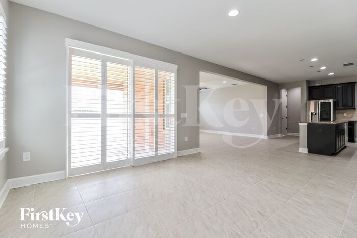 Building Photo - 31543 Fairhill Dr