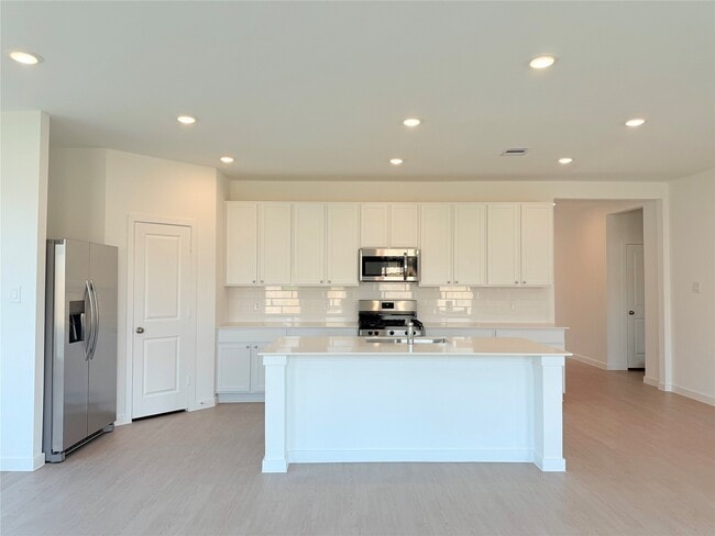 Building Photo - 16538 Mesquite Fld Dr