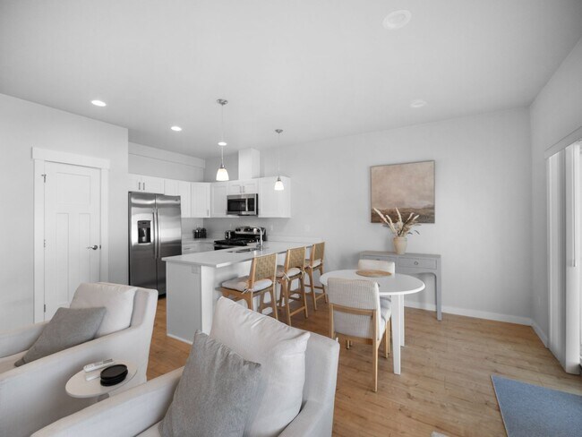 Building Photo - 3-Bedroom Home with Private Garage and Fen...