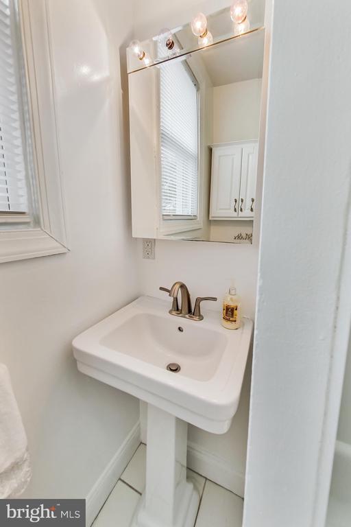 Building Photo - 6203 8th St NW