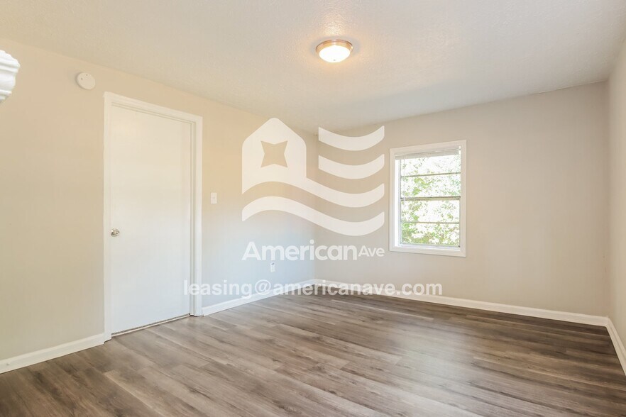 Building Photo - 6910 Forrest Rd